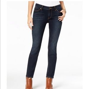 Lucky brand dark wash jeans
